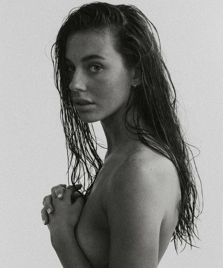 Sarah Waddles high quality pornstar archive