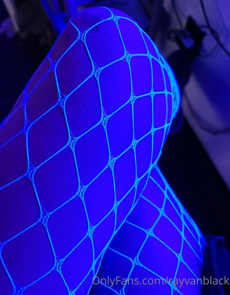 vivian rose22 model nude galleries