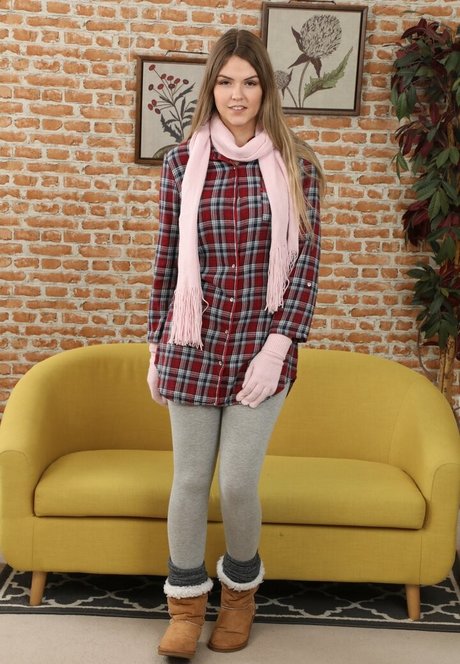 Rosie Danvers sexy star photo