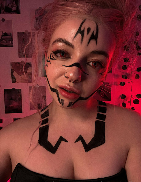 salems hailey model high quality gallery