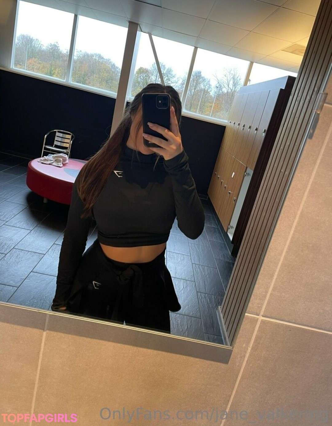 Jane Valkering hot model img