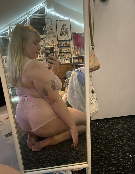 pastelpeachie sexy star photos