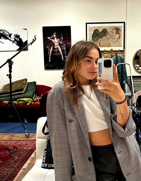 poly luna model porn images