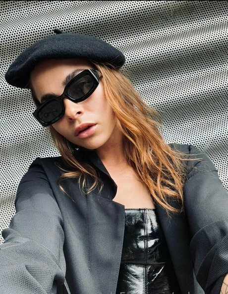 poly luna nice pornstar photo