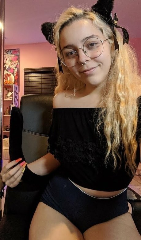 Lvkrd hot actress photos