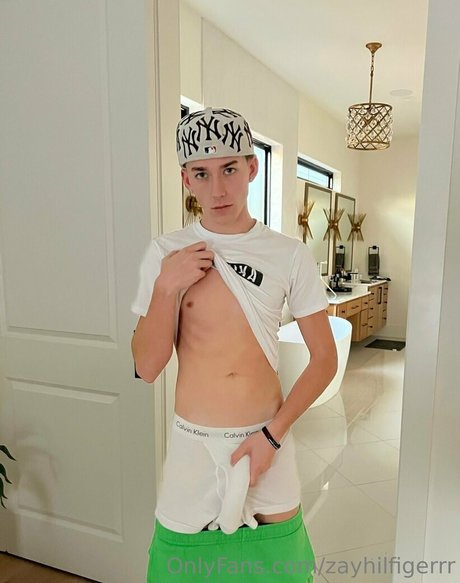 zayhilfigerrr model pretty img