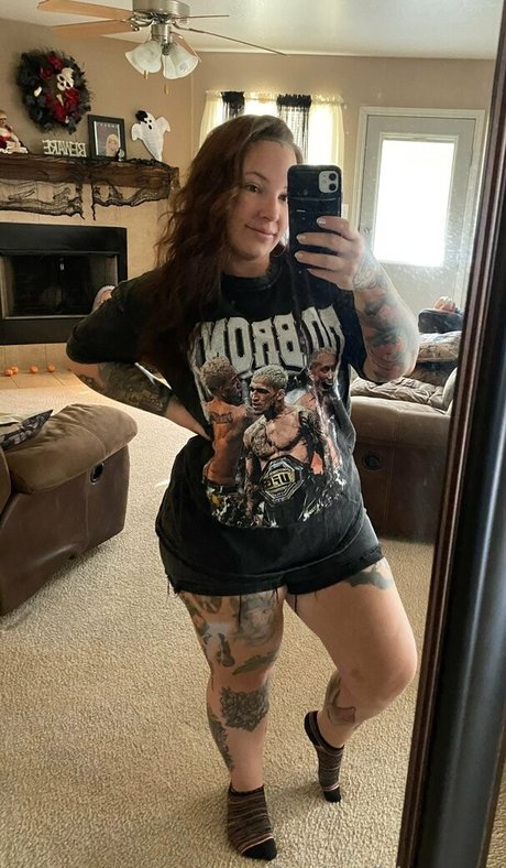 Corinasbooty model pornographic photos