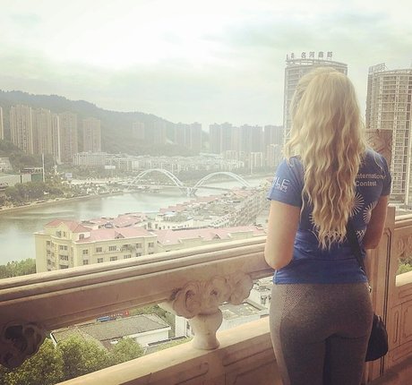 Emma Louise Jones hd actress photo