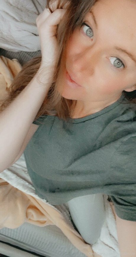 nevamore pornstar high quality picture