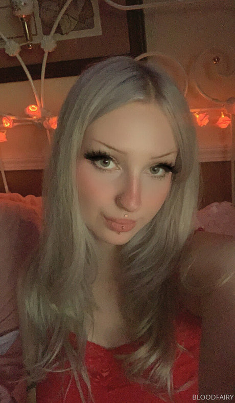 bloodfairy sexy model picture