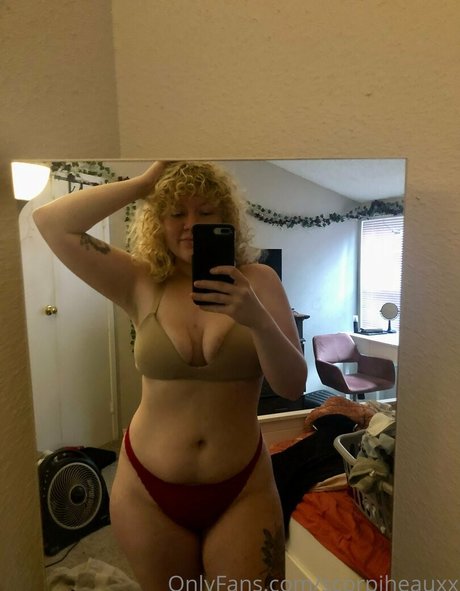 scorpiheauxx model nice picture