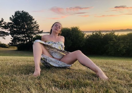 nataschasophiaafree erotic actress pictures