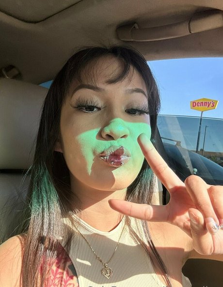 funsizeling star sexy photos