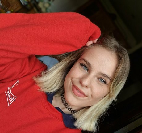 emmachloee pornstar adult img