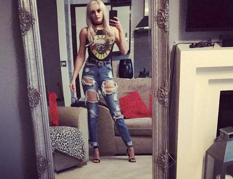 Katie McGlynn model beautiful images