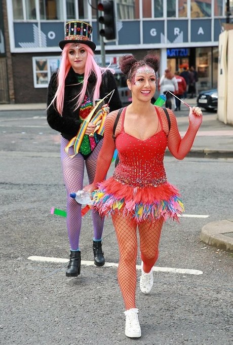 Katie McGlynn nude model images