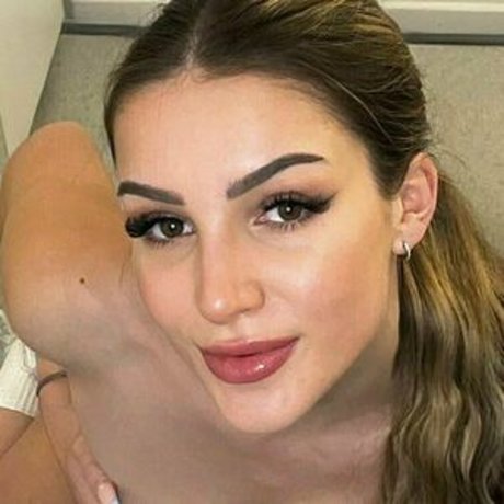 elisa pirryy xxx pornstar images