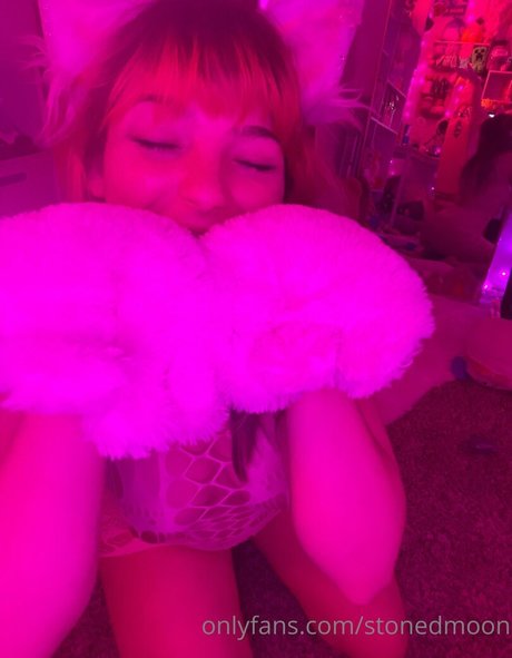 stonedmoon nudes pornstar picture