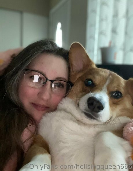 hellsingqueen666 erotic star gallery