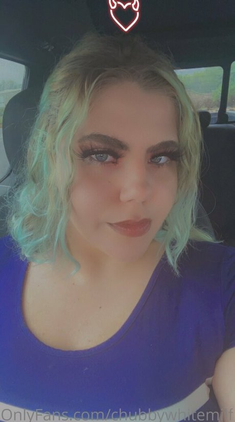 chubbywhitemilf pornstar erotic pic