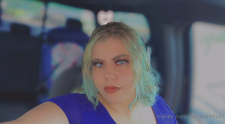 chubbywhitemilf star porn pictures