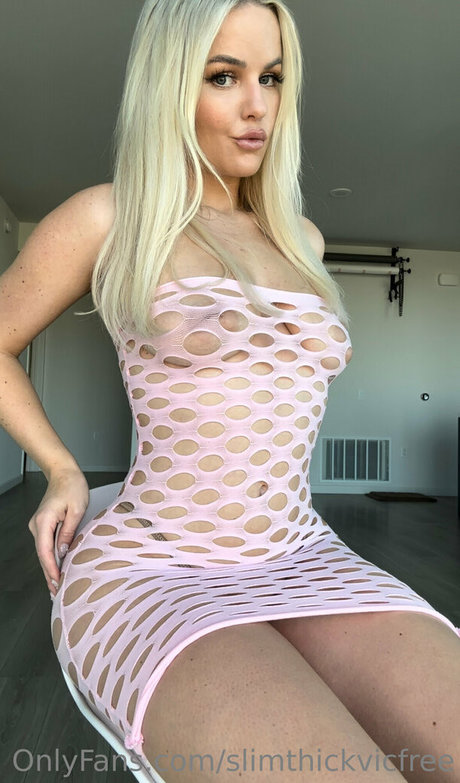 slimthickvicfree star sex photo