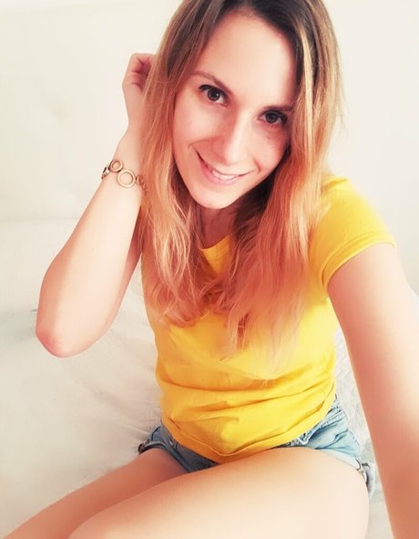 ellyedelweiss pornstar hot photos