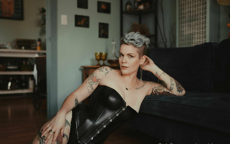 gemidemure model free gallery