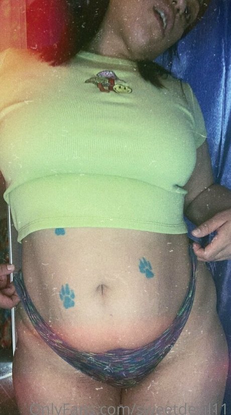 naynayswrld naked actress photo