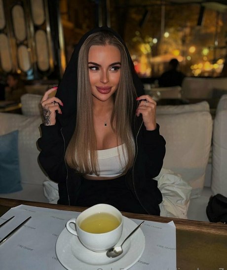 elise luna7 star nice galleries