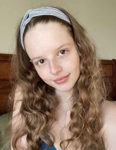 peachypotbaby pornstar sexy galleries