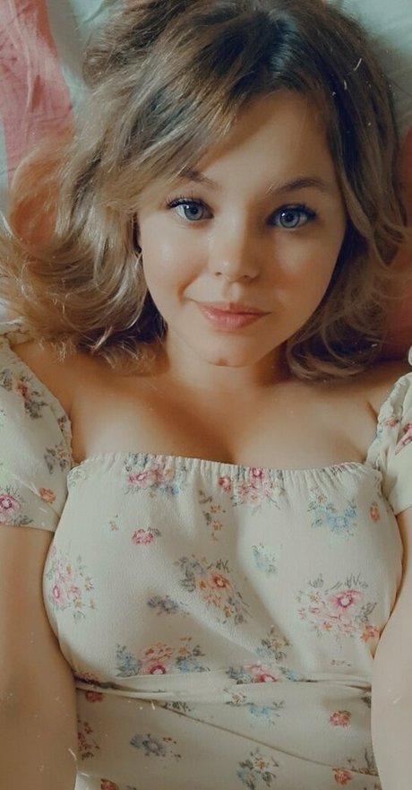 Dianaholiday model pornographic picture