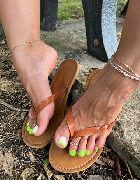 latinagoldensoles xxx pornstar photo