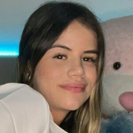 laura99x perfect model pictures