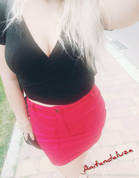 anitandaluza hot actress galleries