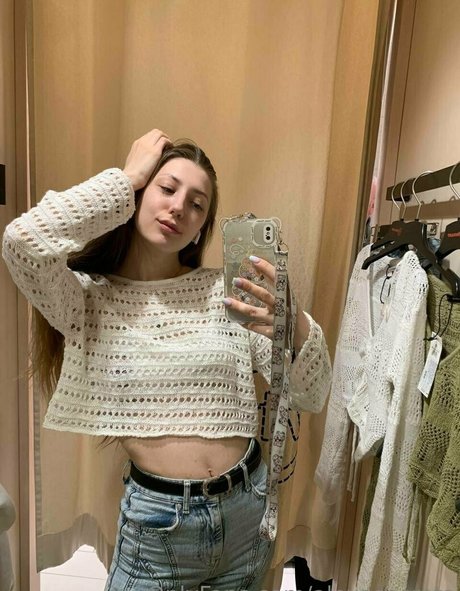 alexasecrets sexy model image