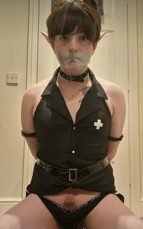 transgirlakira pornstar hot image