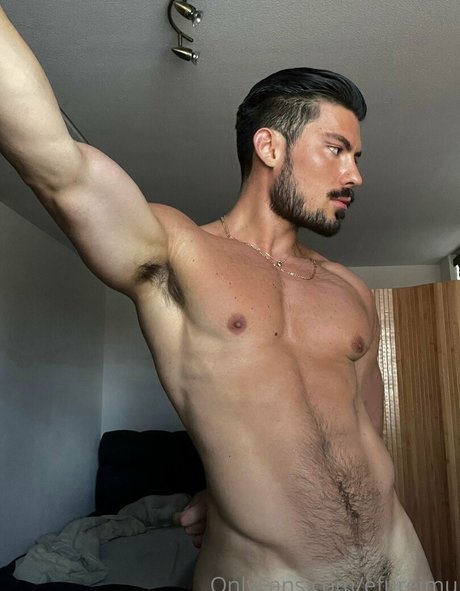 efureimu model beautiful pics