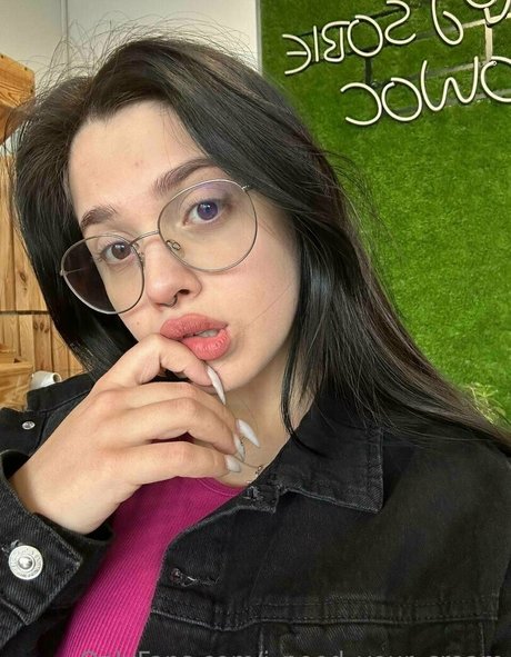 i need your cream model beautiful pictures