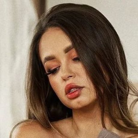 black hair milf onlyfans art naked pics