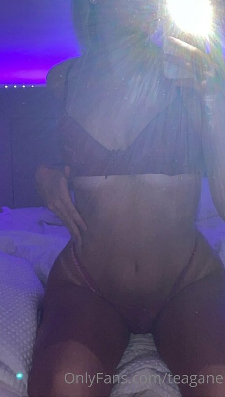 teagane pornstar picture