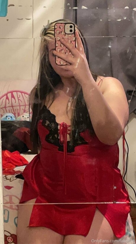 fakenips erotic pornstar image