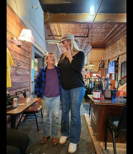 seechellethegoddess free model photos