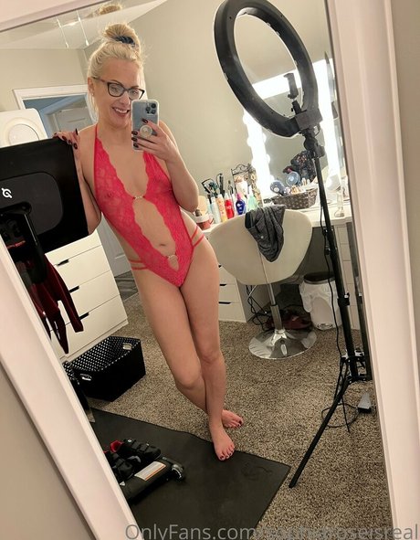 sophiaroseisreal beautiful actress pic