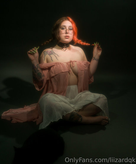liizardqk model xxx pic
