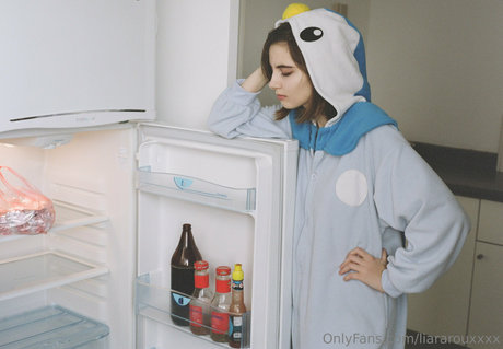 liararouxxxx star adult pic