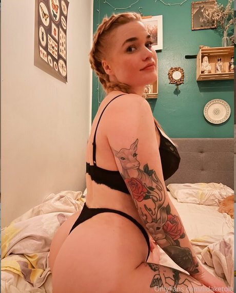 Iida Ketola best model pics