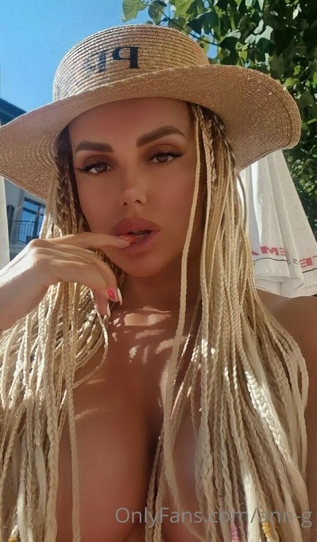 Ann G xxx model pictures