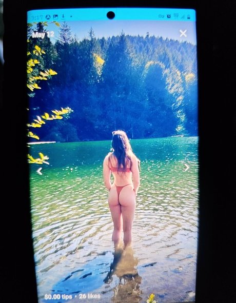 Peachyhunni high quality actress image