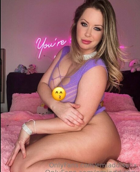 emiaddisonx pornstar nude photos